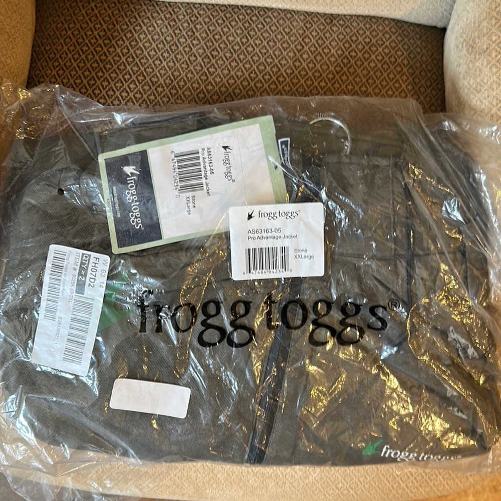 Frog Toggs Pro Advantage jacket XXL “Stone” rain jacket